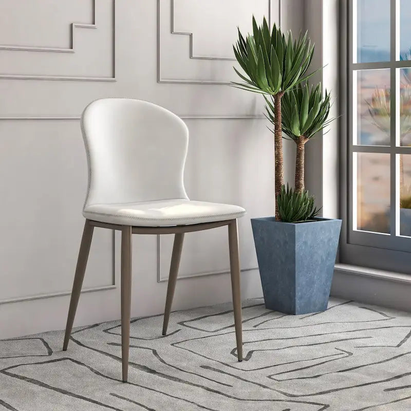 Moderni verhoiltu kangasruokailutuoli metallijaloilla, mosaiikkityylinen keittiötuoli